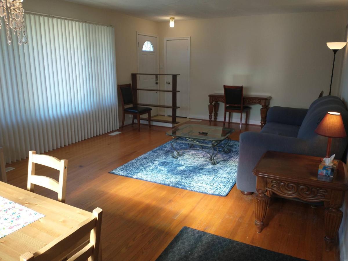 Barrie North Retreat - Quiet And Friendly 빌라 외부 사진