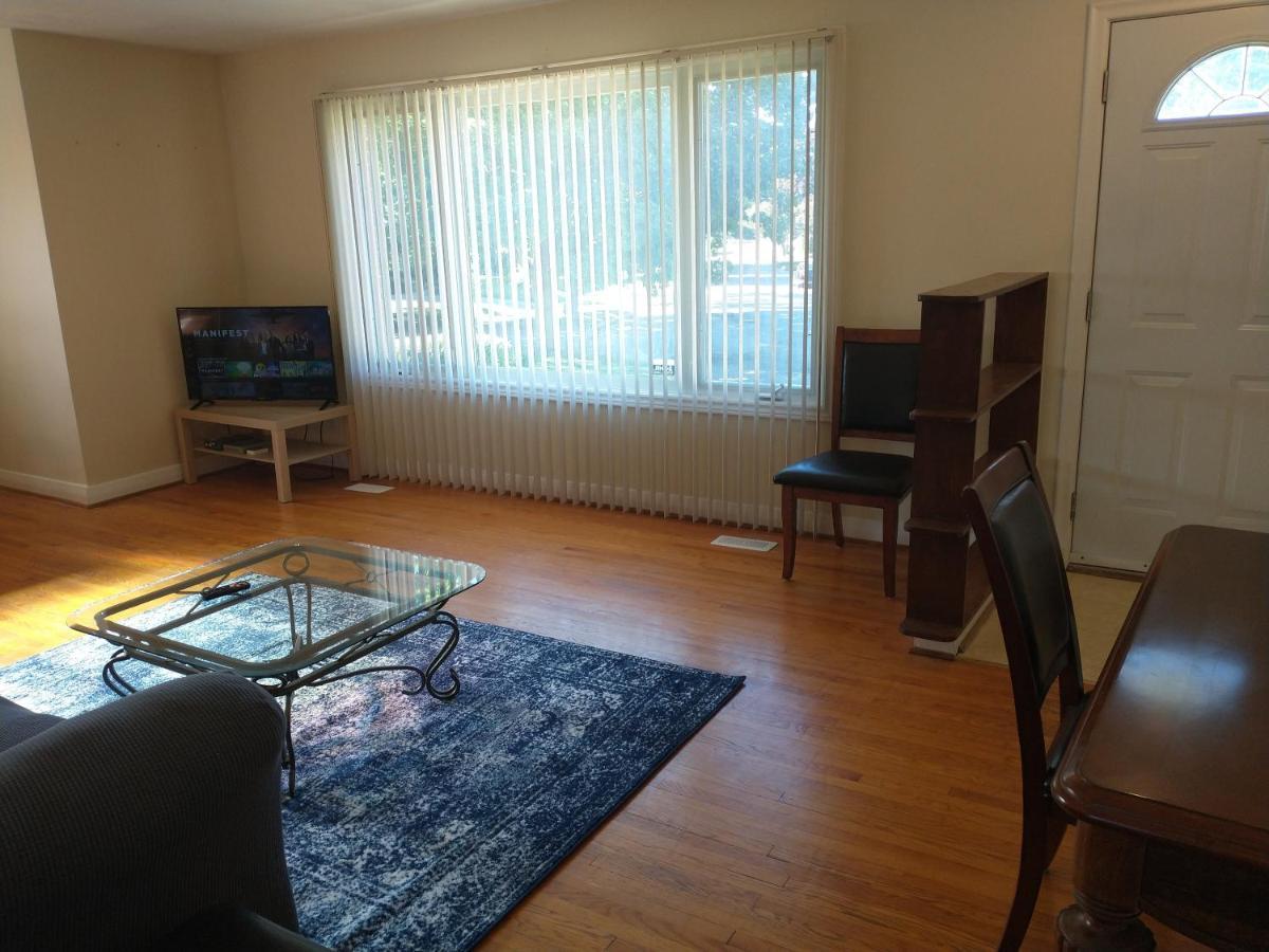Barrie North Retreat - Quiet And Friendly 빌라 외부 사진