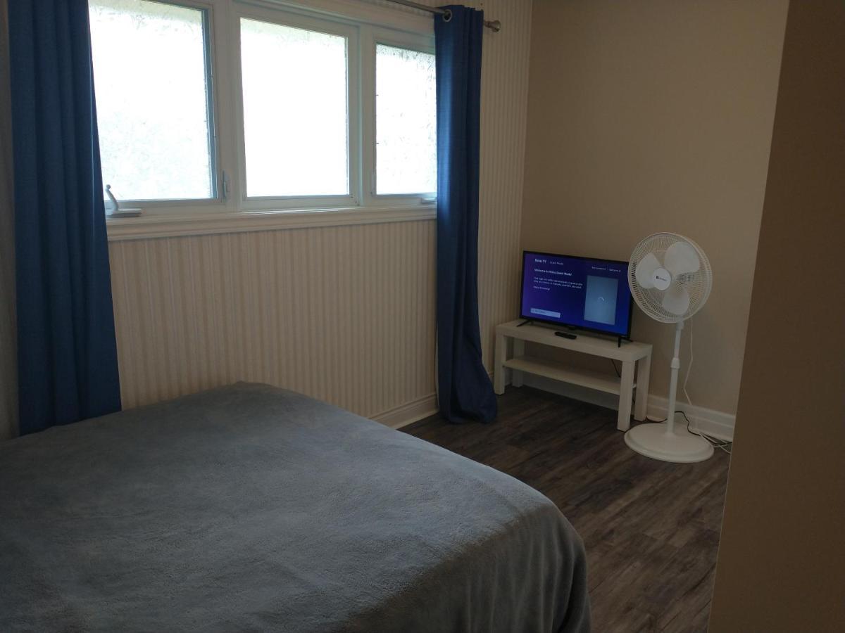 Barrie North Retreat - Quiet And Friendly 빌라 외부 사진